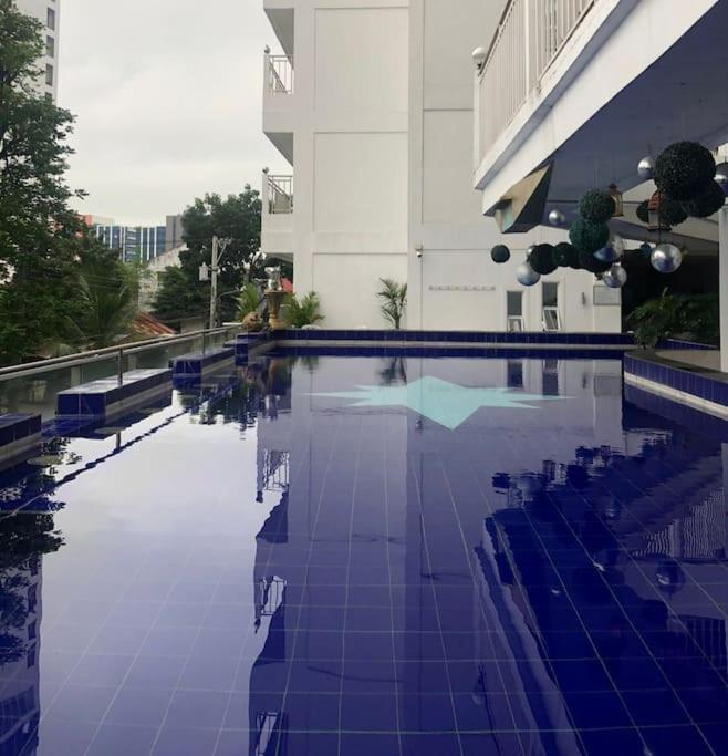 Kandi Tower 3, Premium 1Br With 2Cr & 2 Balcony. Angeles Buitenkant foto